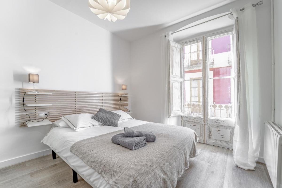 3.2 Apartamento Coma Oriola Puigcerda Luaran gambar