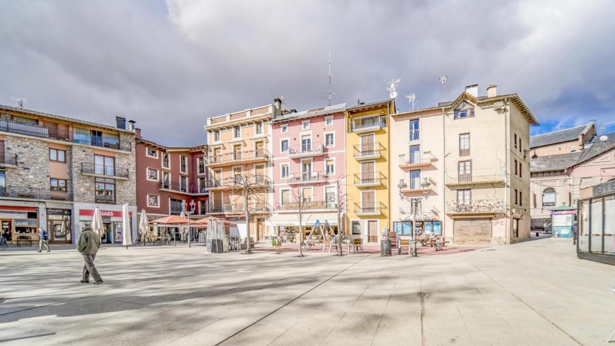 3.2 Apartamento Coma Oriola Puigcerda Luaran gambar